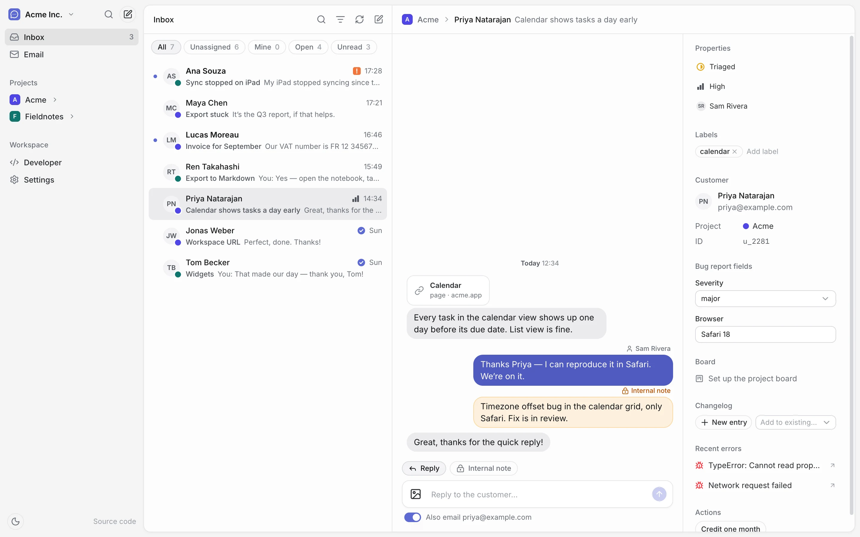 The HelpBites inbox: a conversation list, a thread with an internal note, and the customer panel.